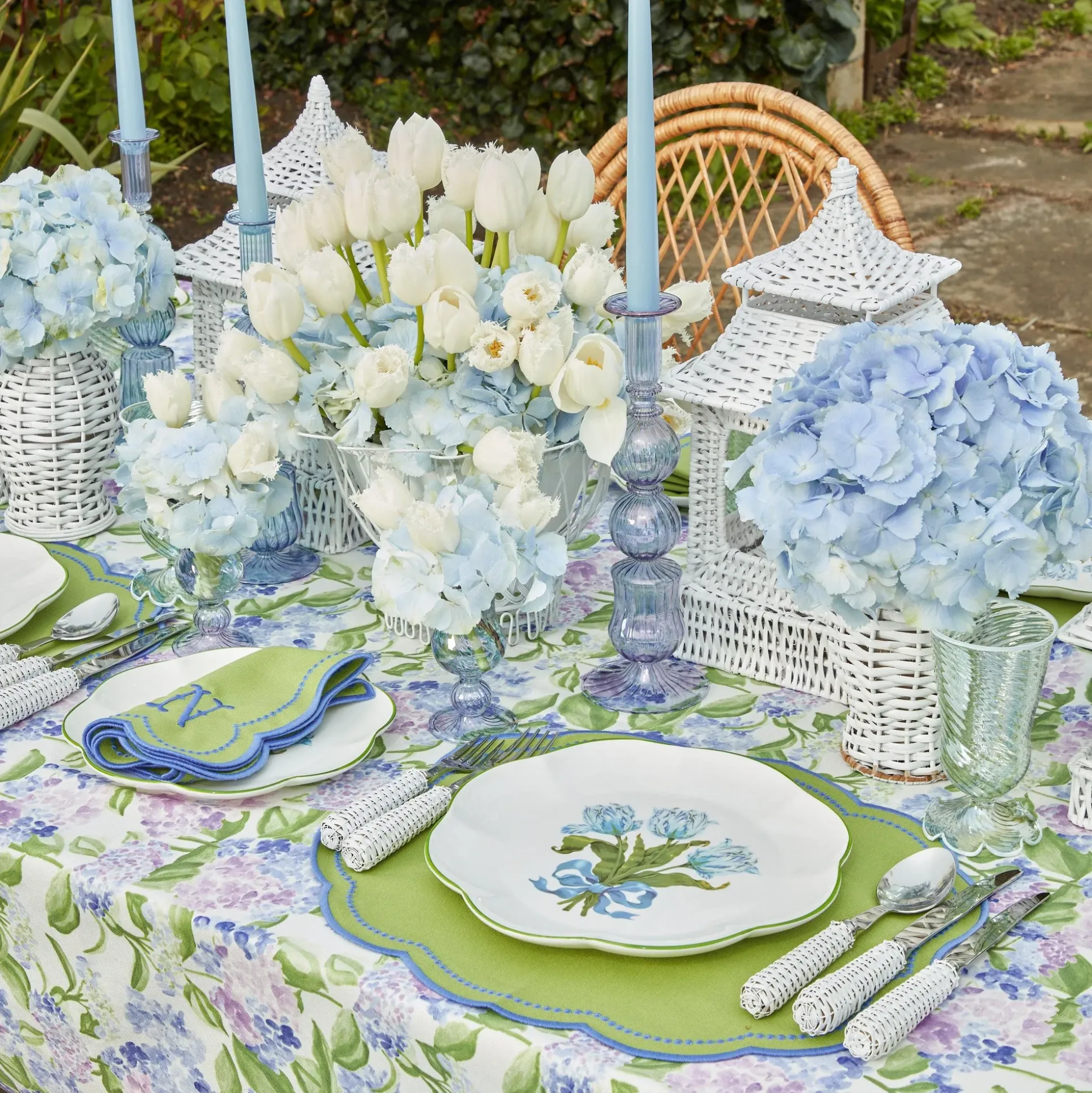 Blue Tulip Dinner Plates (Set Of 4)