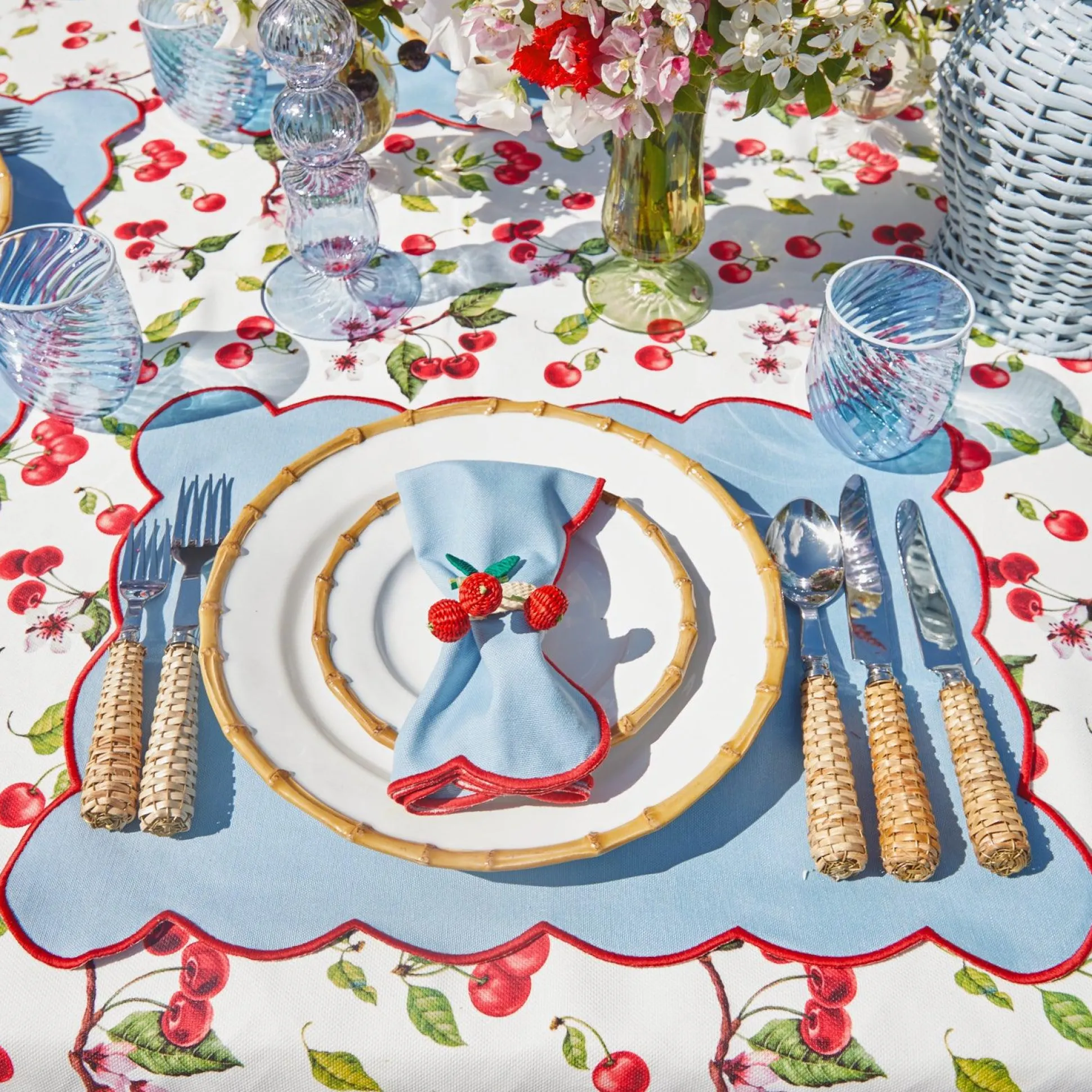 Blue With Red Scallop Placemat (Set Of 4)