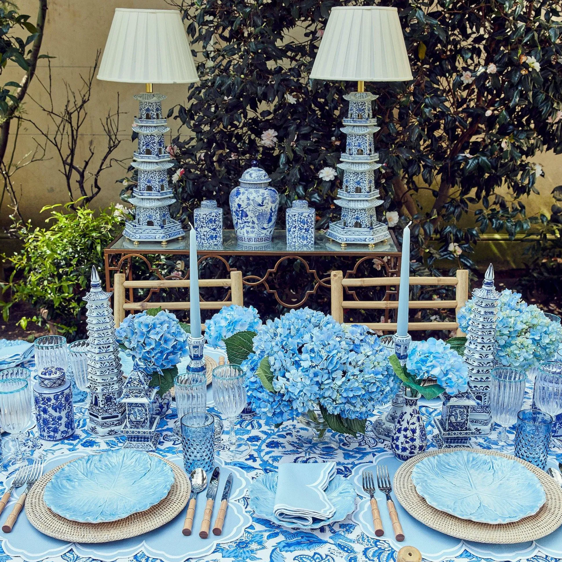 Chinoiserie Porcelain Pagoda