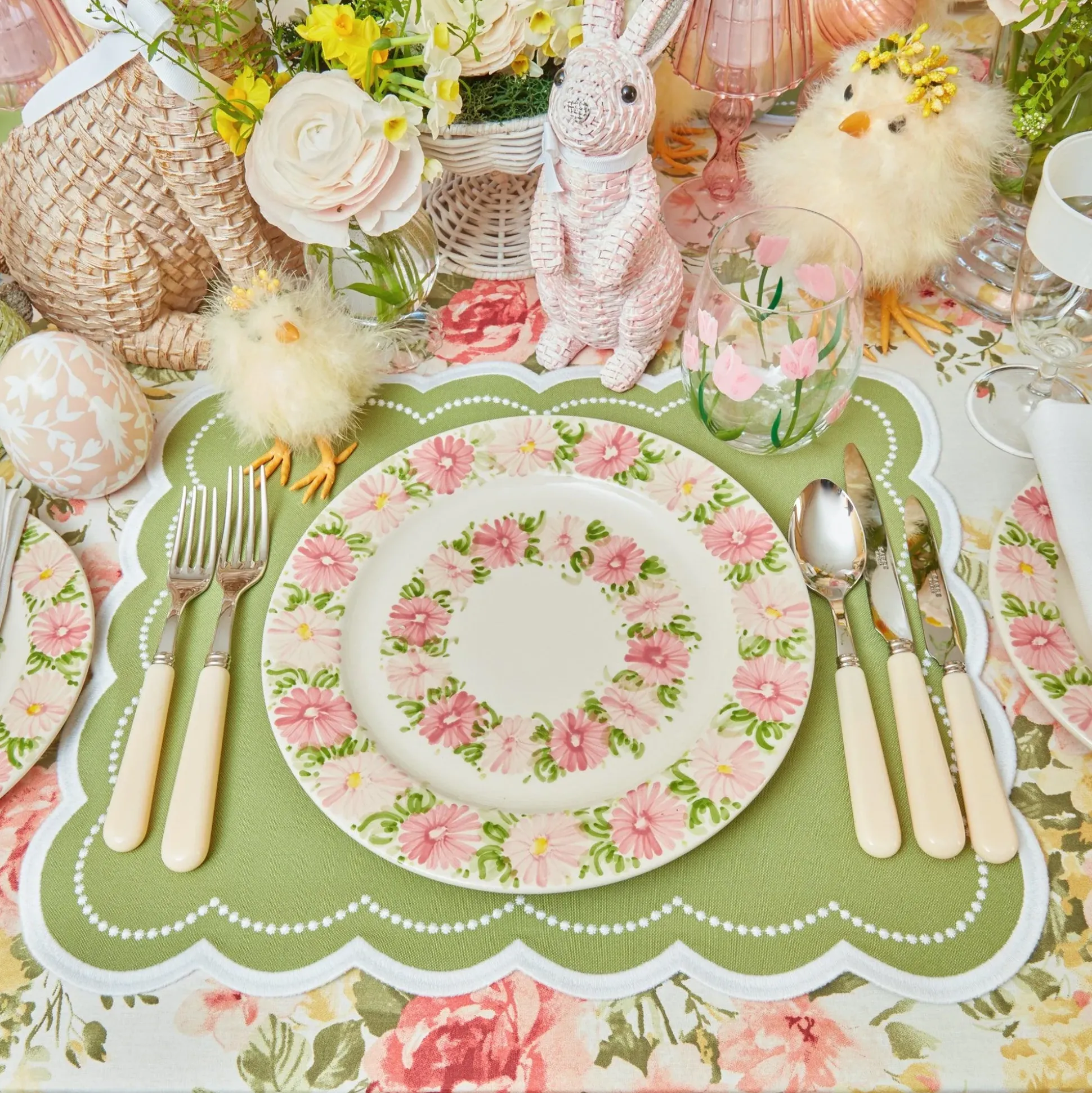 Dahlia Garland Dinner & Starter Plates (Set Of 8)