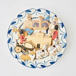 Elizabeth Garland Cake Stand