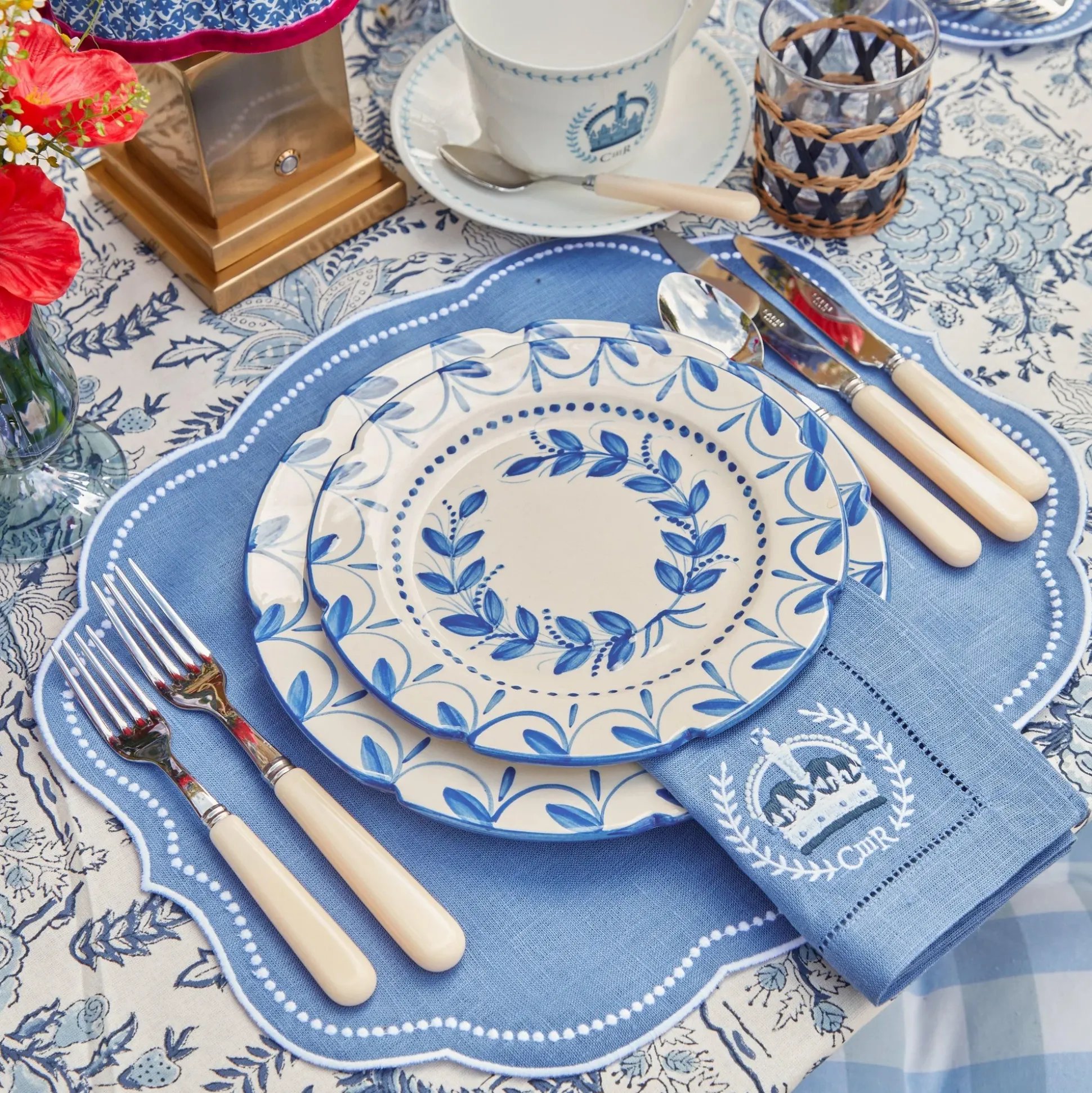 Elizabeth Garland Dinner & Starter Plates (Set Of 8)