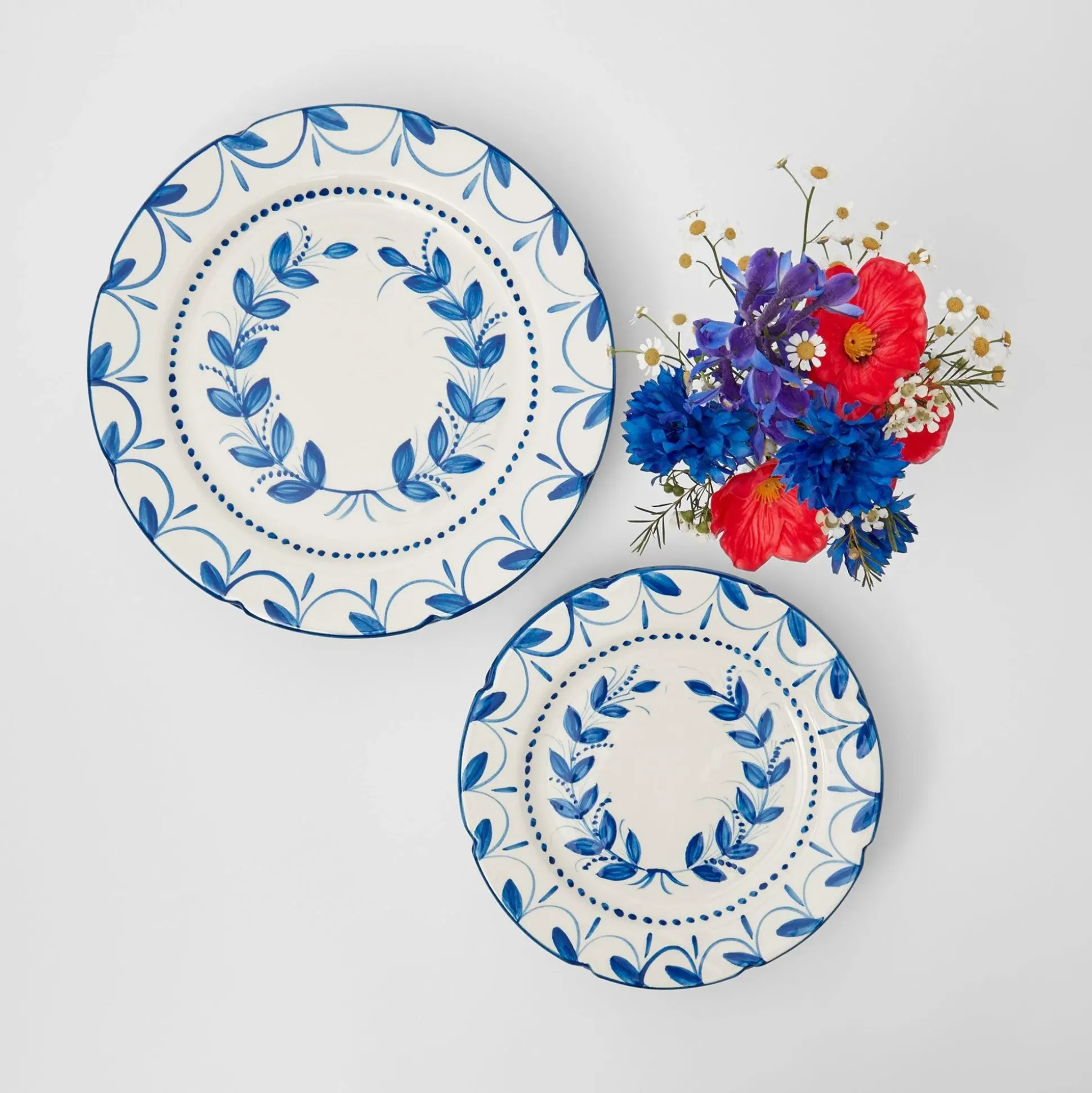 Elizabeth Garland Dinner & Starter Plates (Set Of 8)