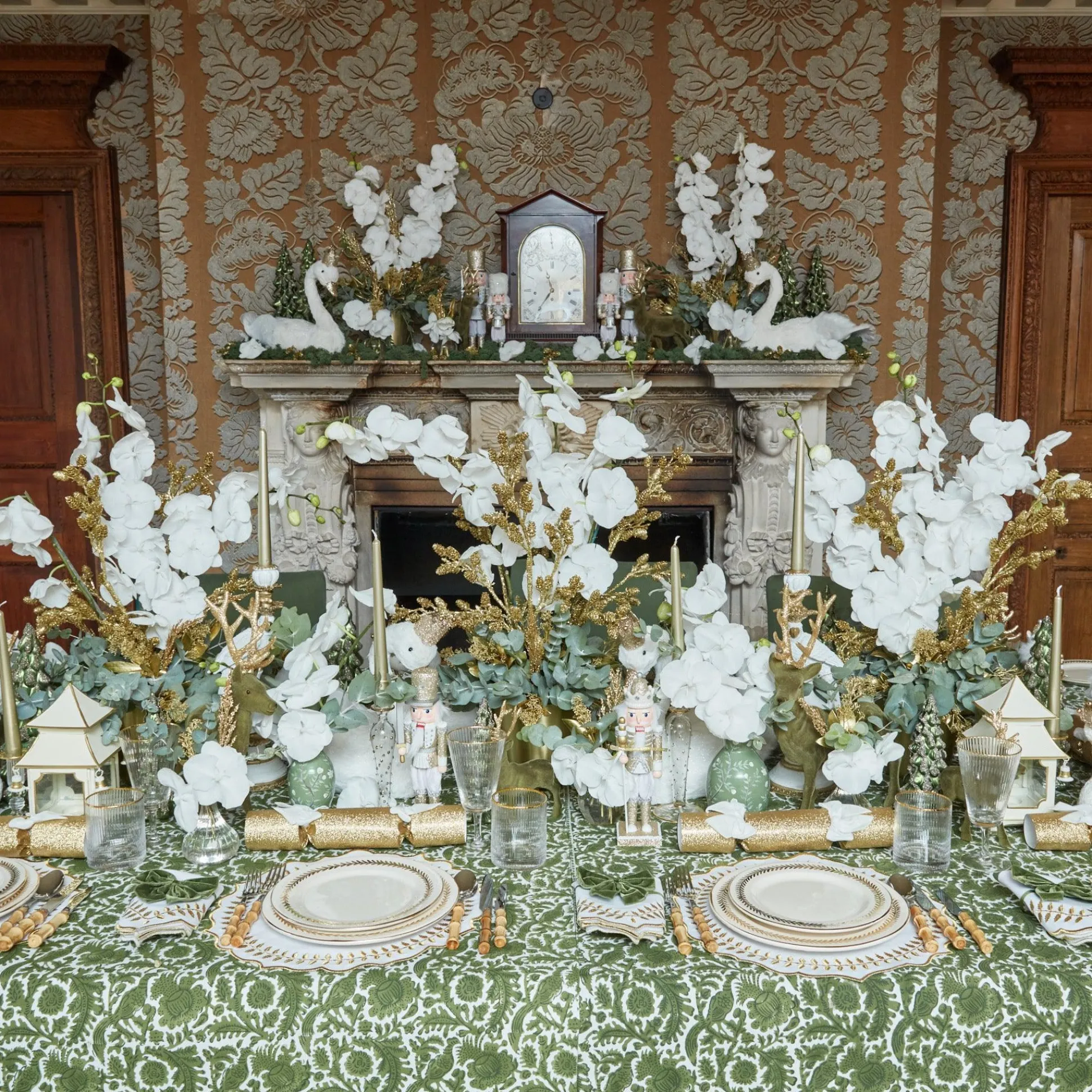 Gold Garland Dinner Plate