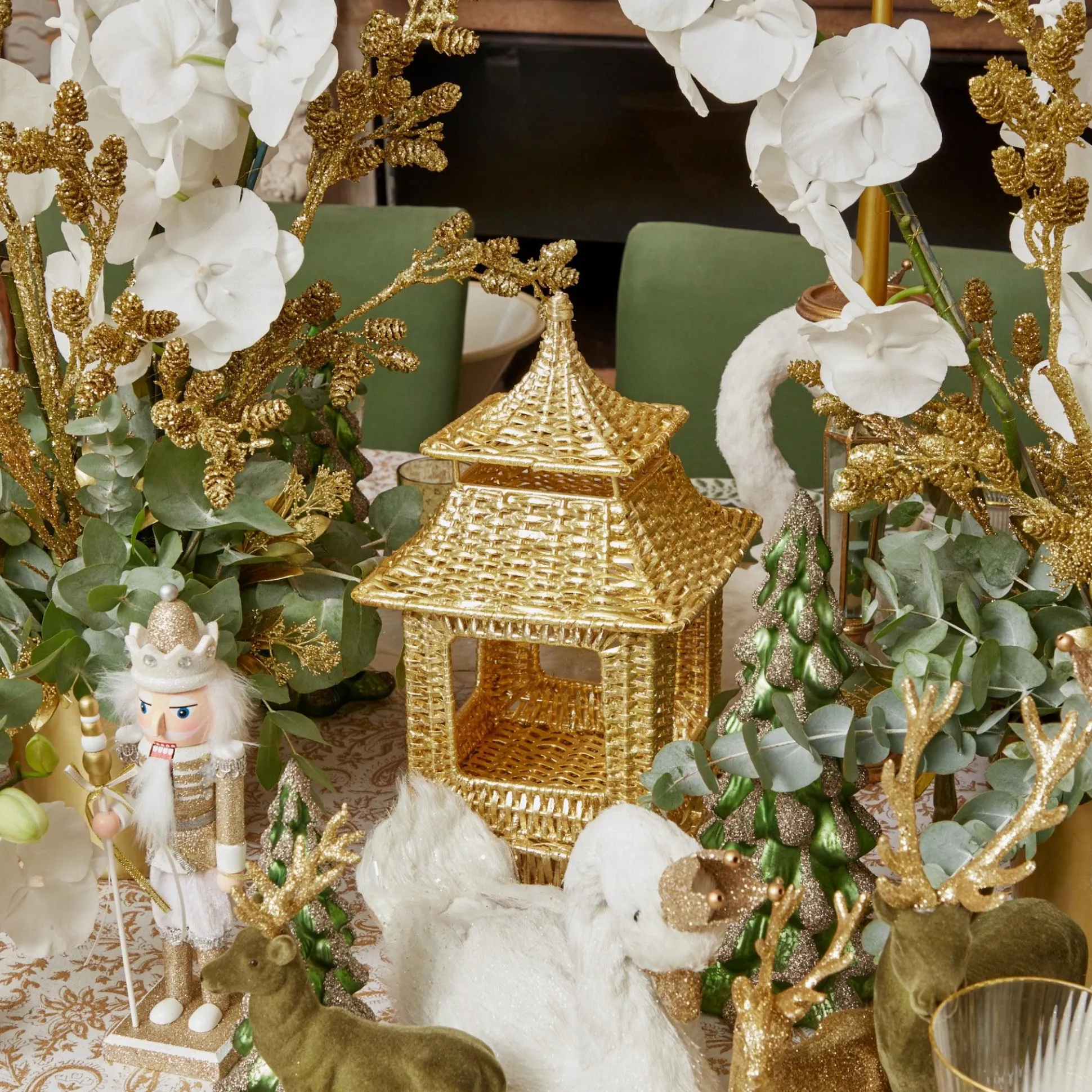 Gold Rattan Pagoda Lantern