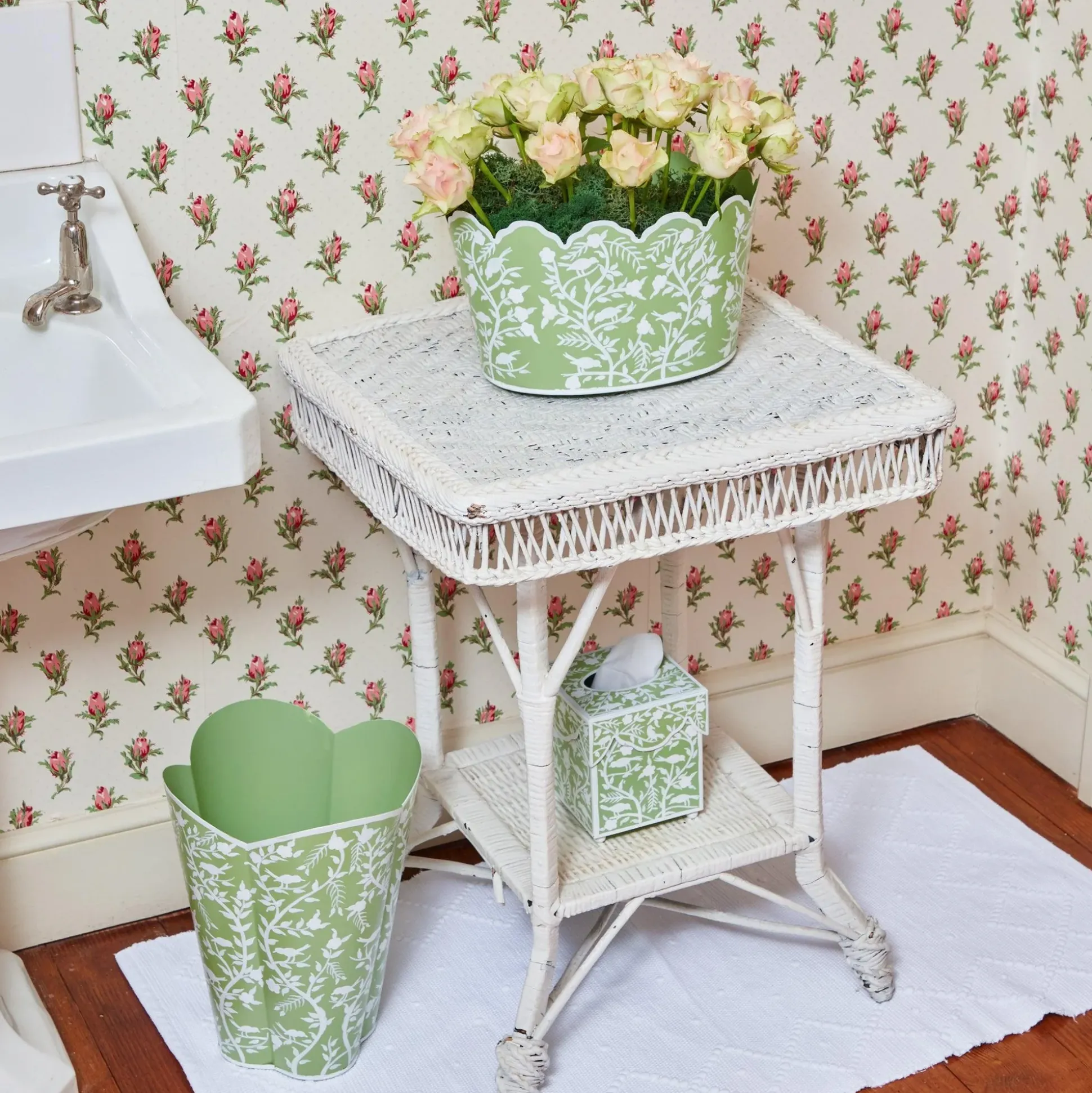 Green Floral Tole Scalloped Planter
