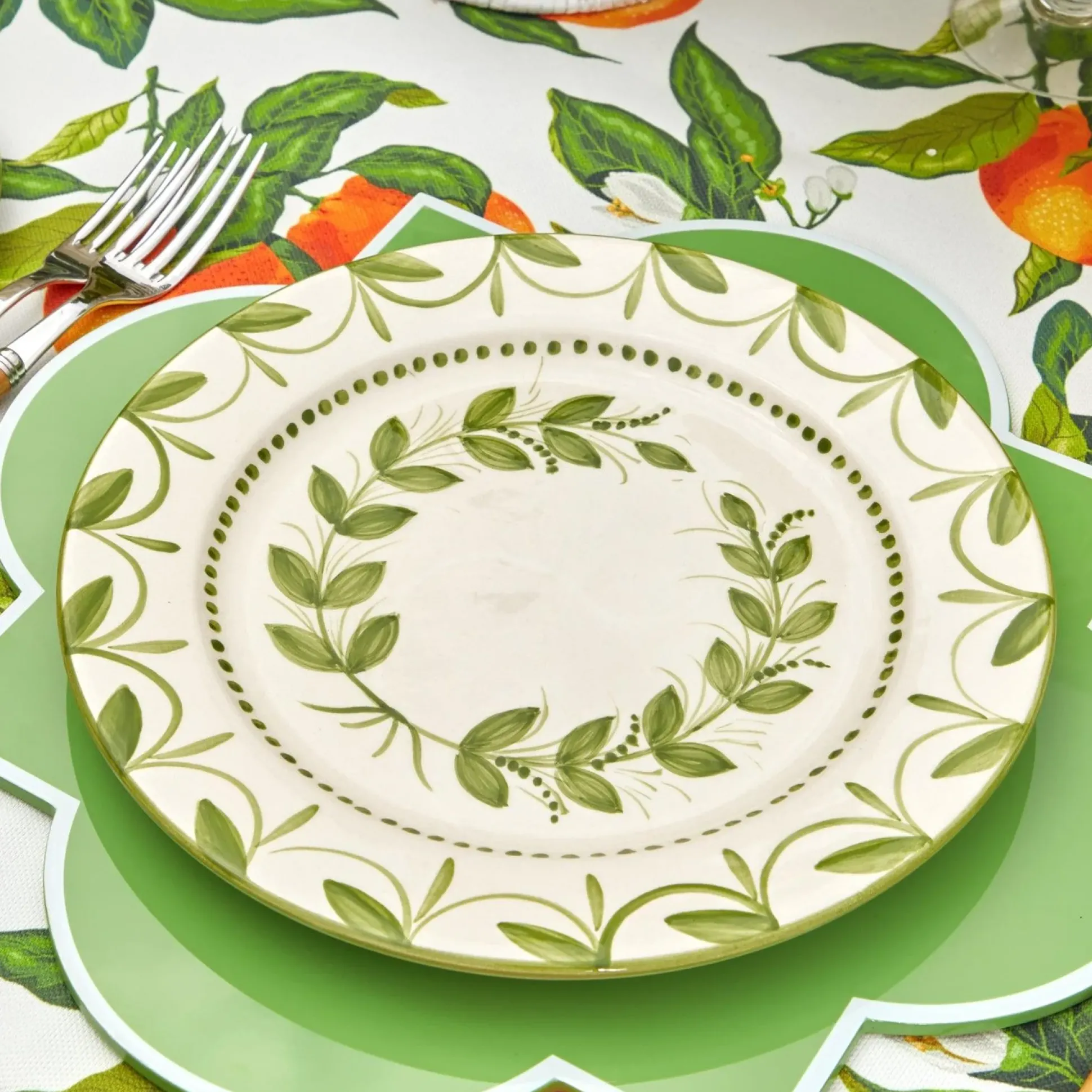 Green Garland Dinner Plate