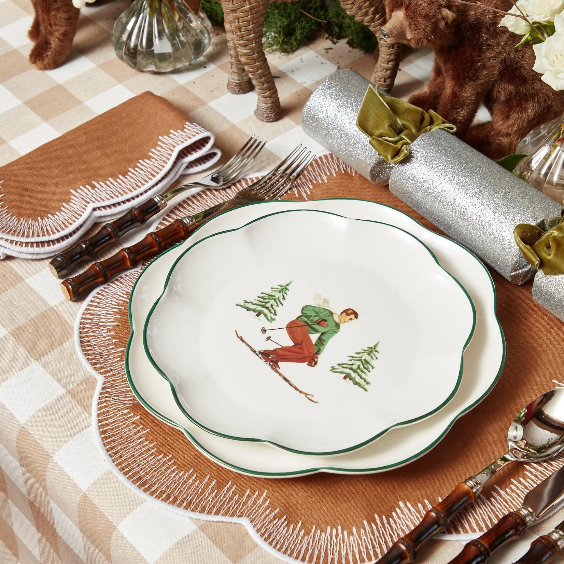 Heidi & Hans Skier Starter Plates (Set Of 4)