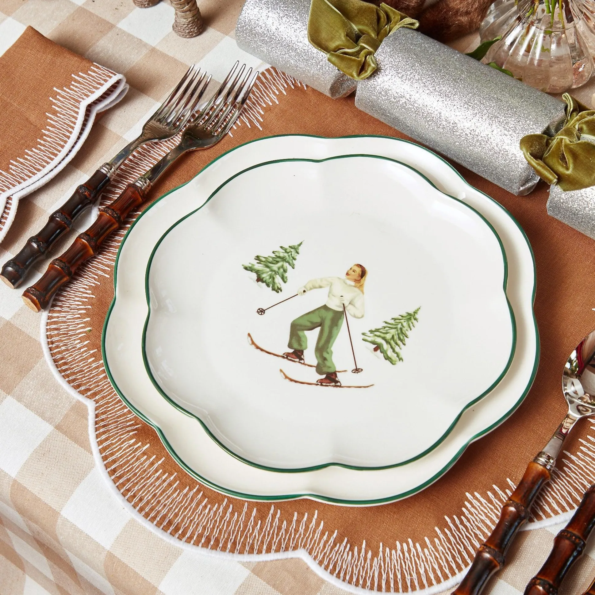 Heidi & Hans Skier Starter Plates (Set Of 4)