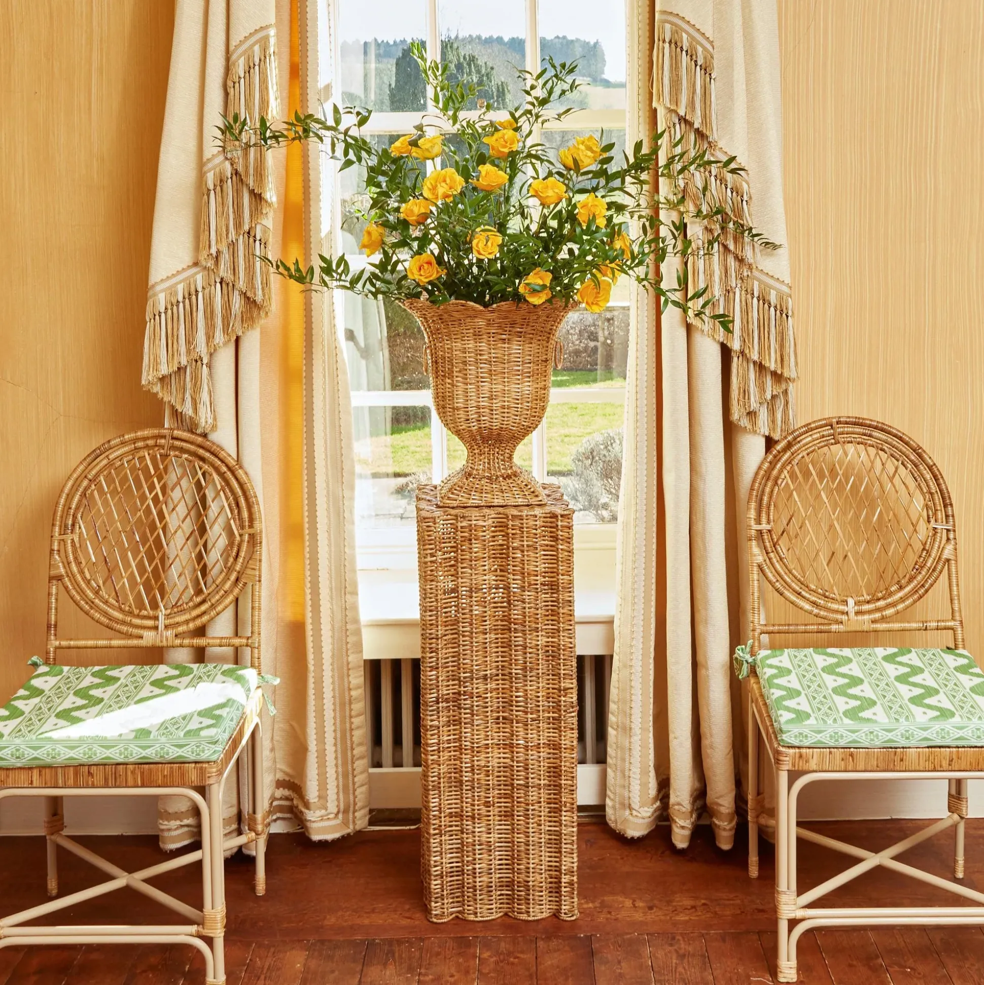 Liliana Scalloped Rattan Pedestal And Urn