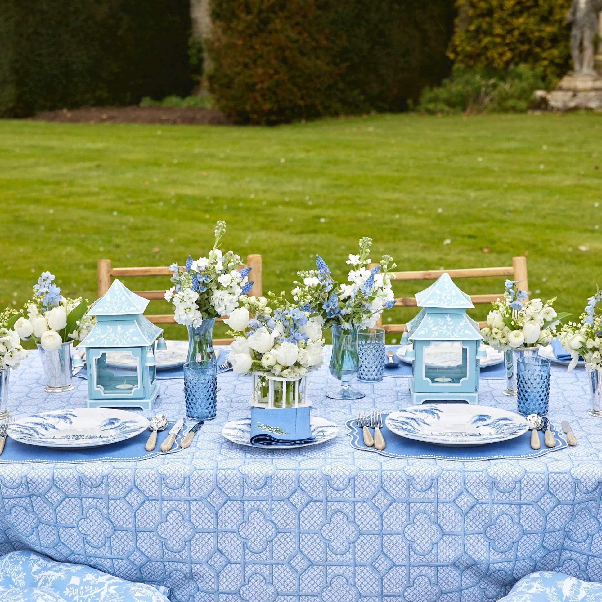 Lily Of The Valley Napkins (Set Of 4)