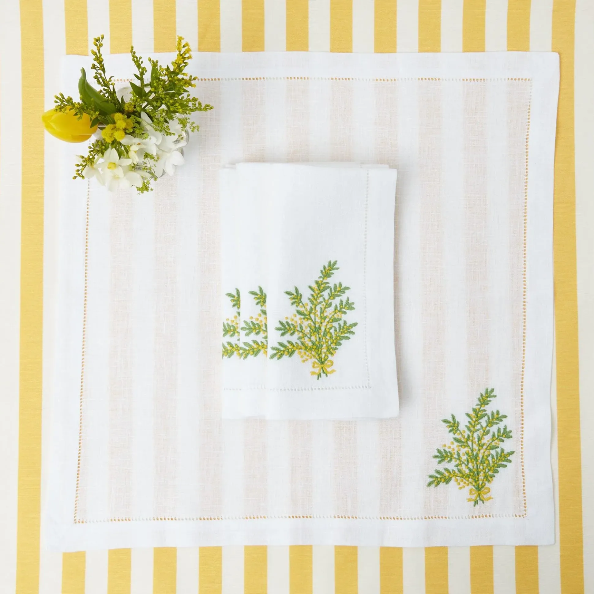 Mimosa White Linen Placemats & Napkins (Set Of 4)