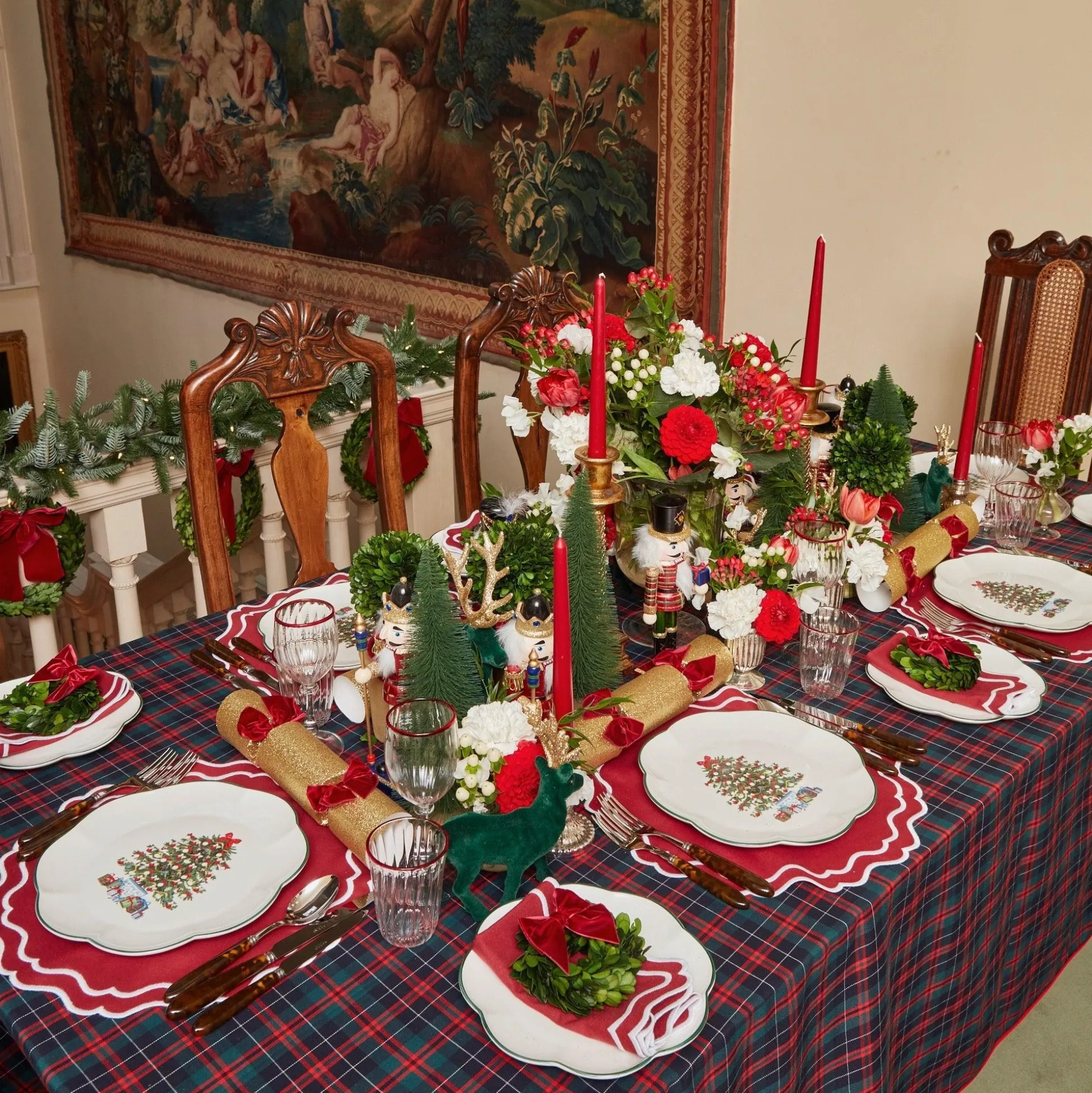 Mrs. Alice Christmas Tree Dinner Plate (Set Of 4)