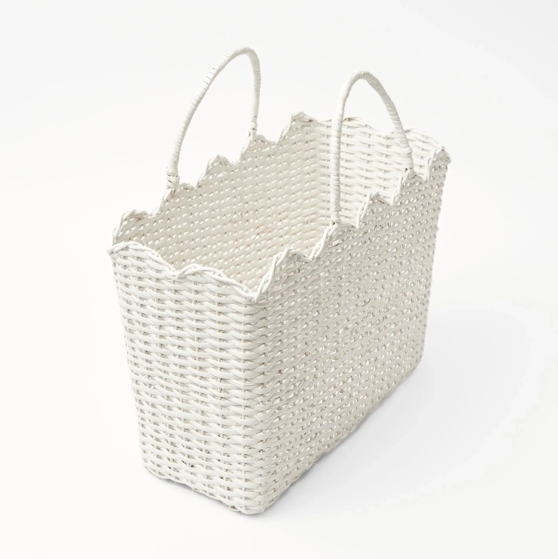 Mrs. Alice White Rattan Tote Bag (Blue Bow)