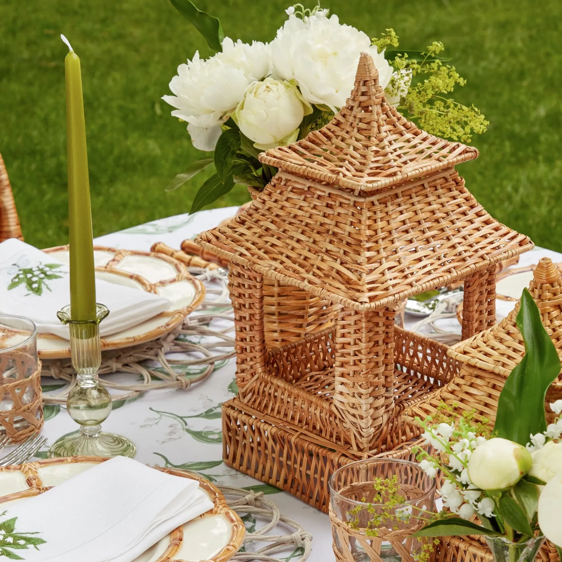 Natural Rattan Pagoda Decoration Set