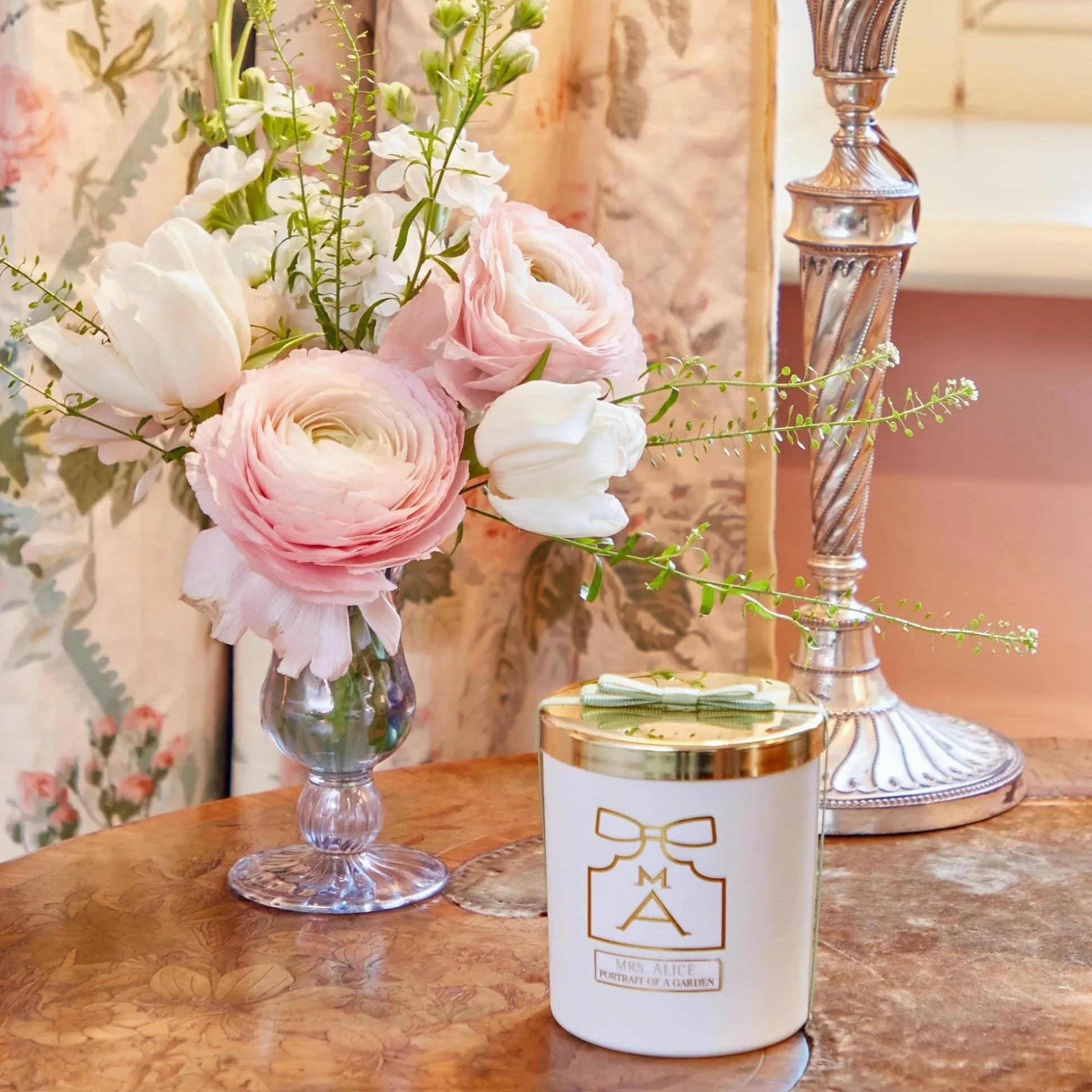 Portrait Of A Garden Scented Candle