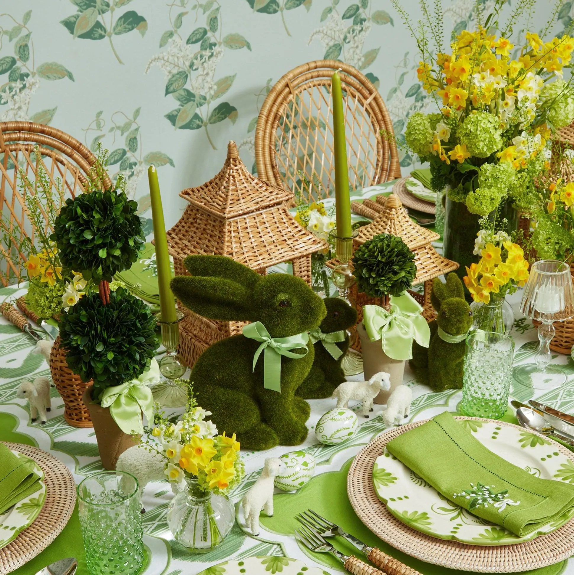 Potted Boxwood With Green Bow Decoration Set