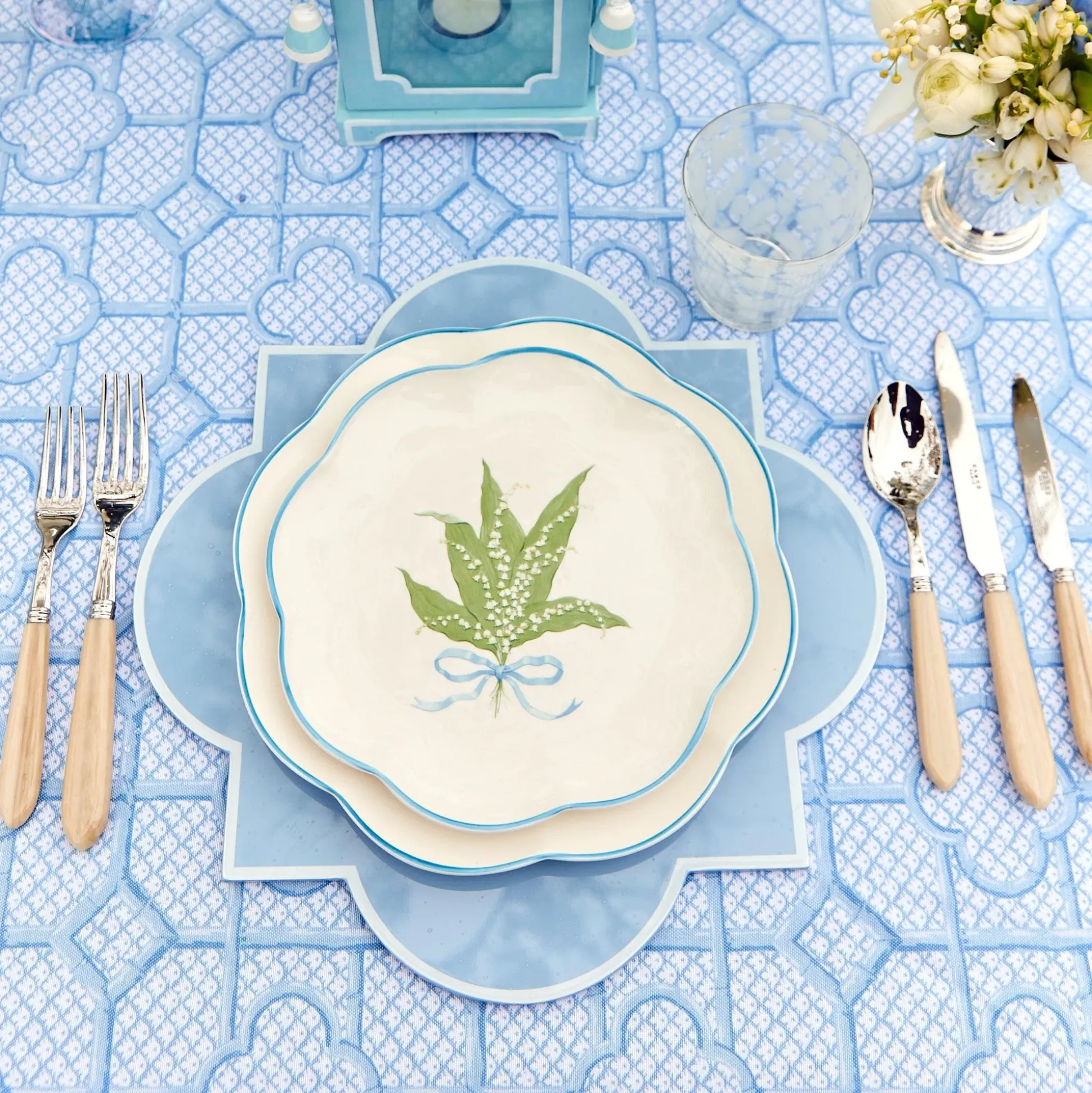 Scalloped Lily Of The Valley Starter Plate (Set Of 4)