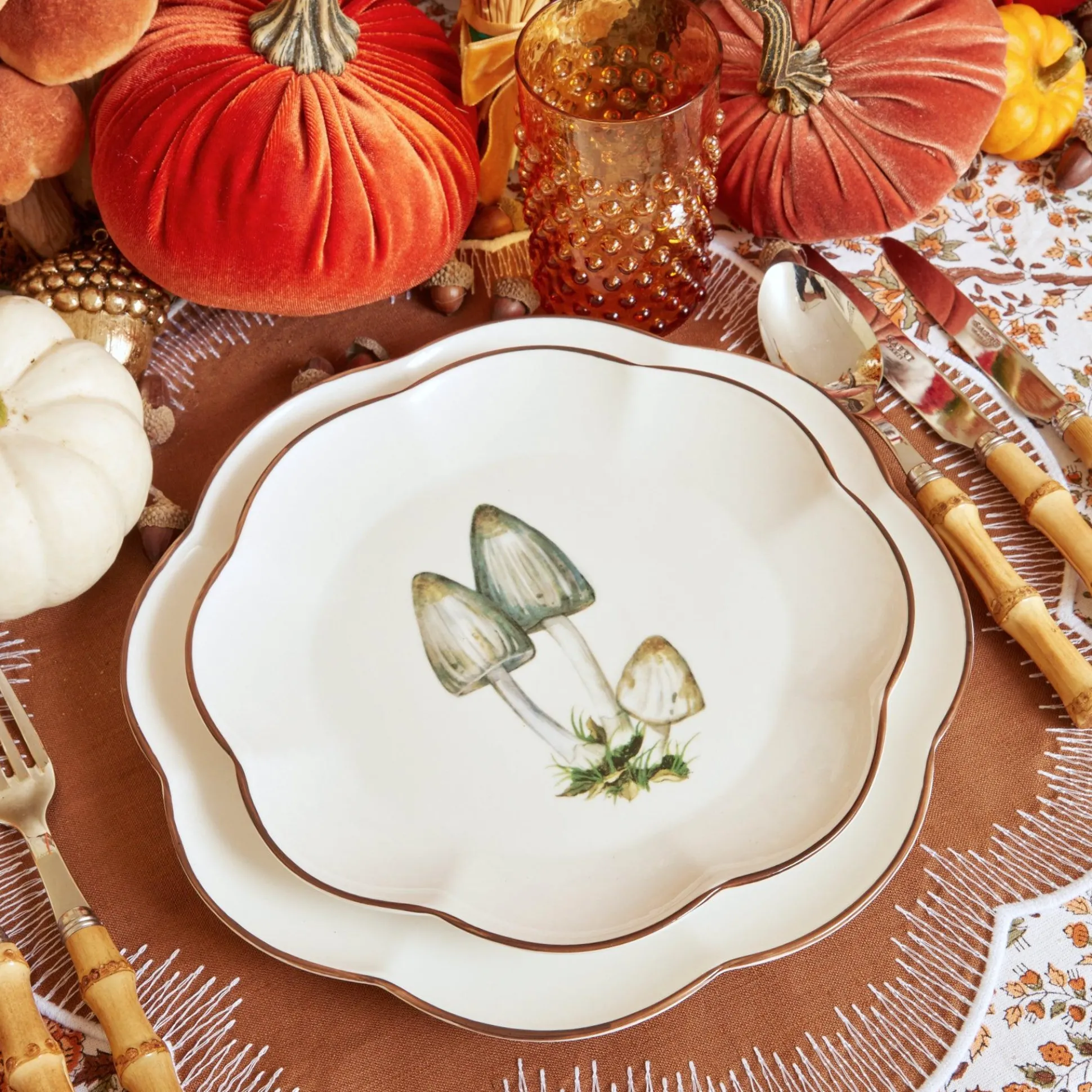 Scalloped Mushroom Starter Plates (Set Of 4)
