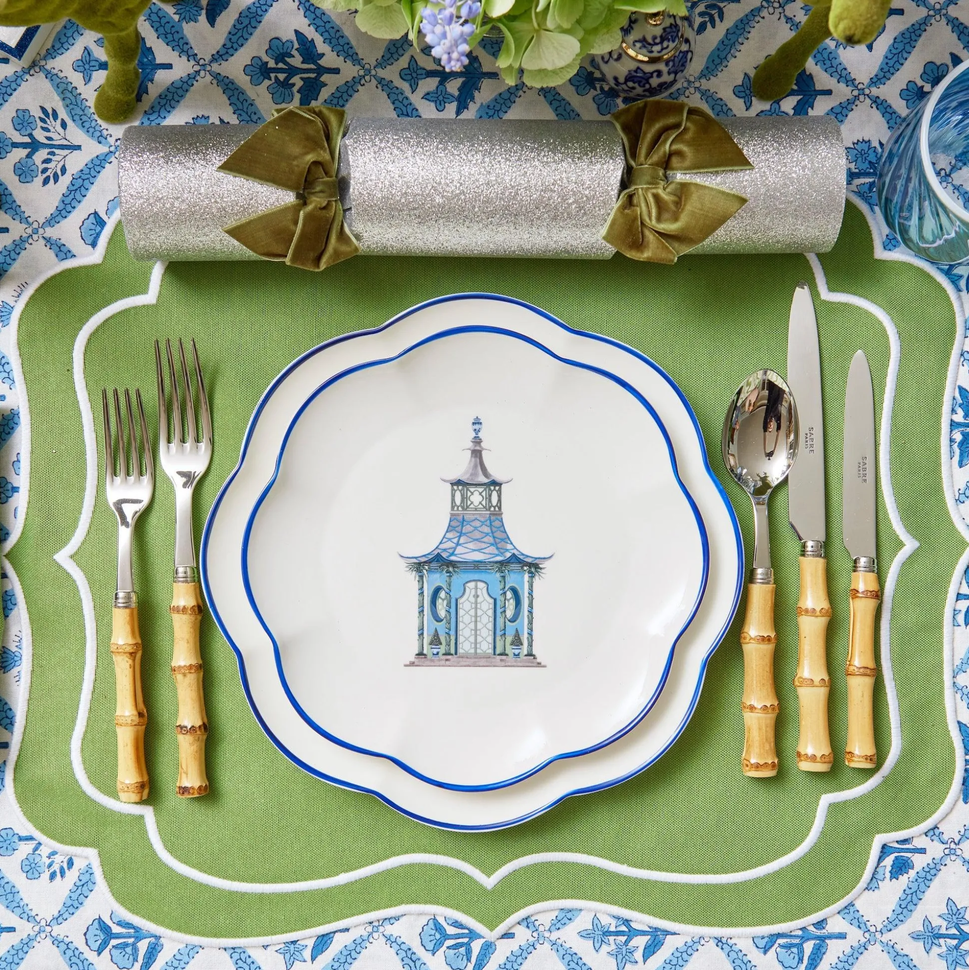 Scalloped Pagoda Starter Plate (Set Of 4)