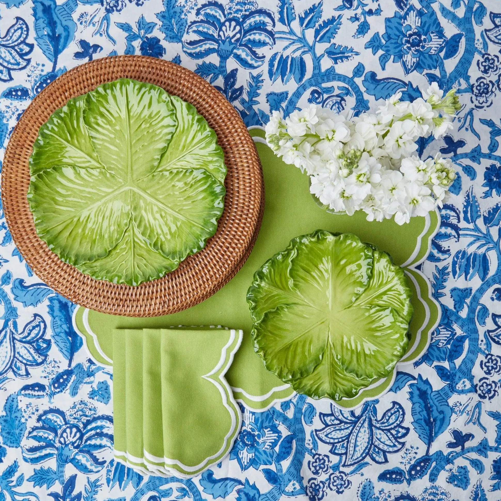 Serena Apple Green Scalloped Placemats (Set Of 4)