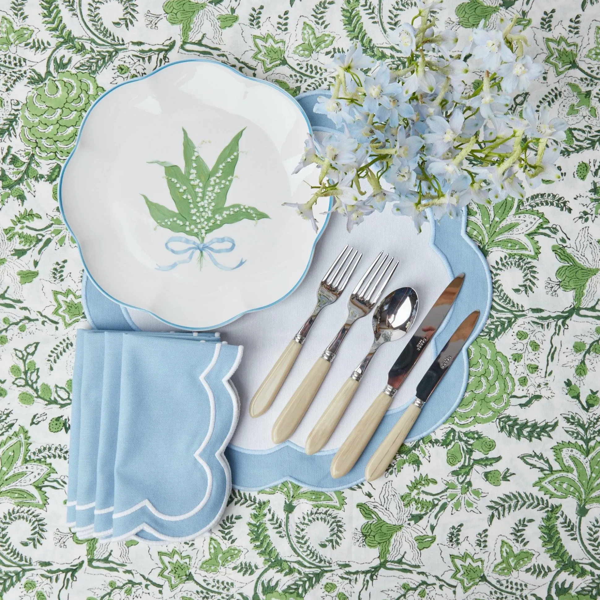 Serena Applique Blue Placemats (Set Of 4)