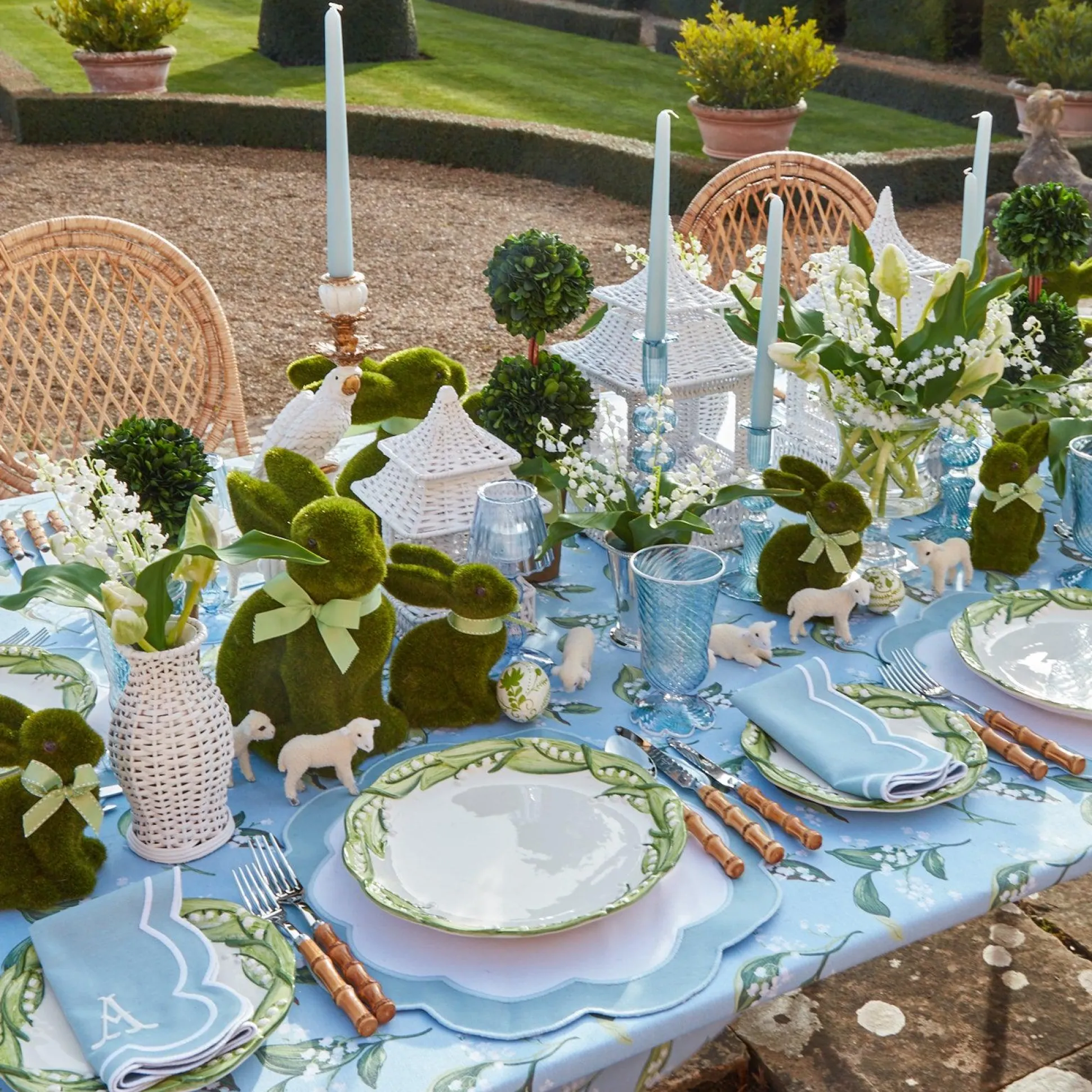 Serena Applique Blue Placemats (Set Of 4)