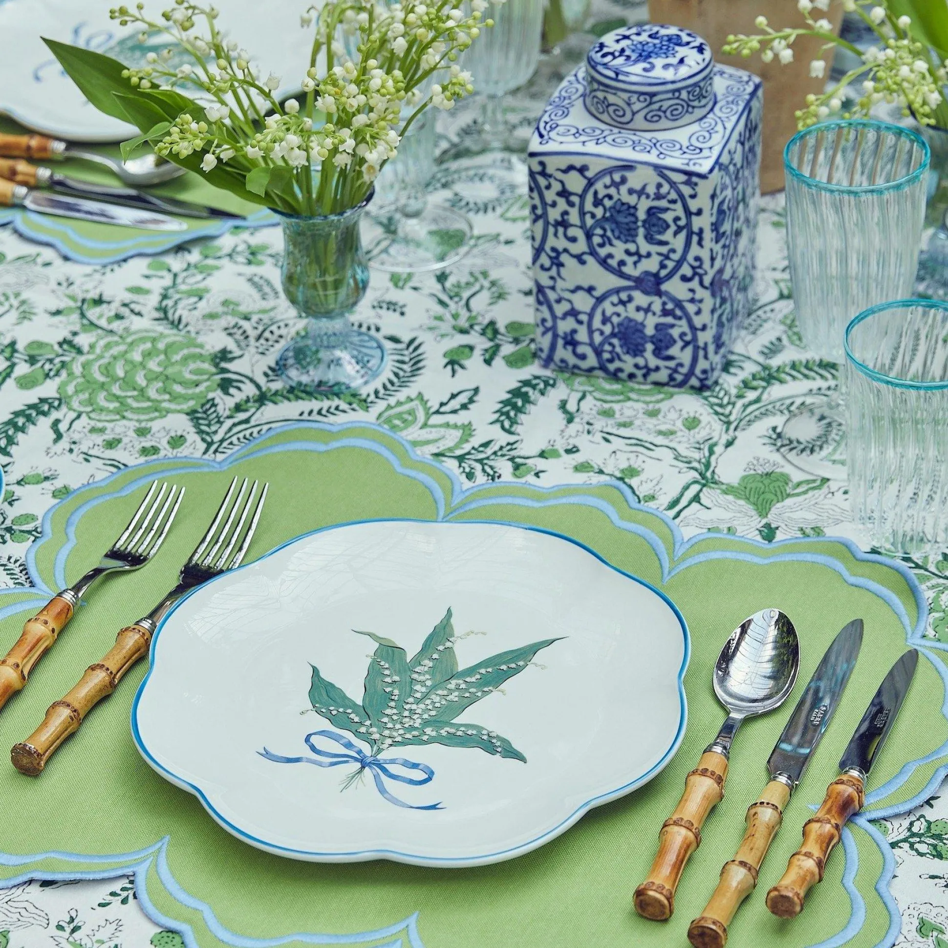 Serena Green Tablecloth
