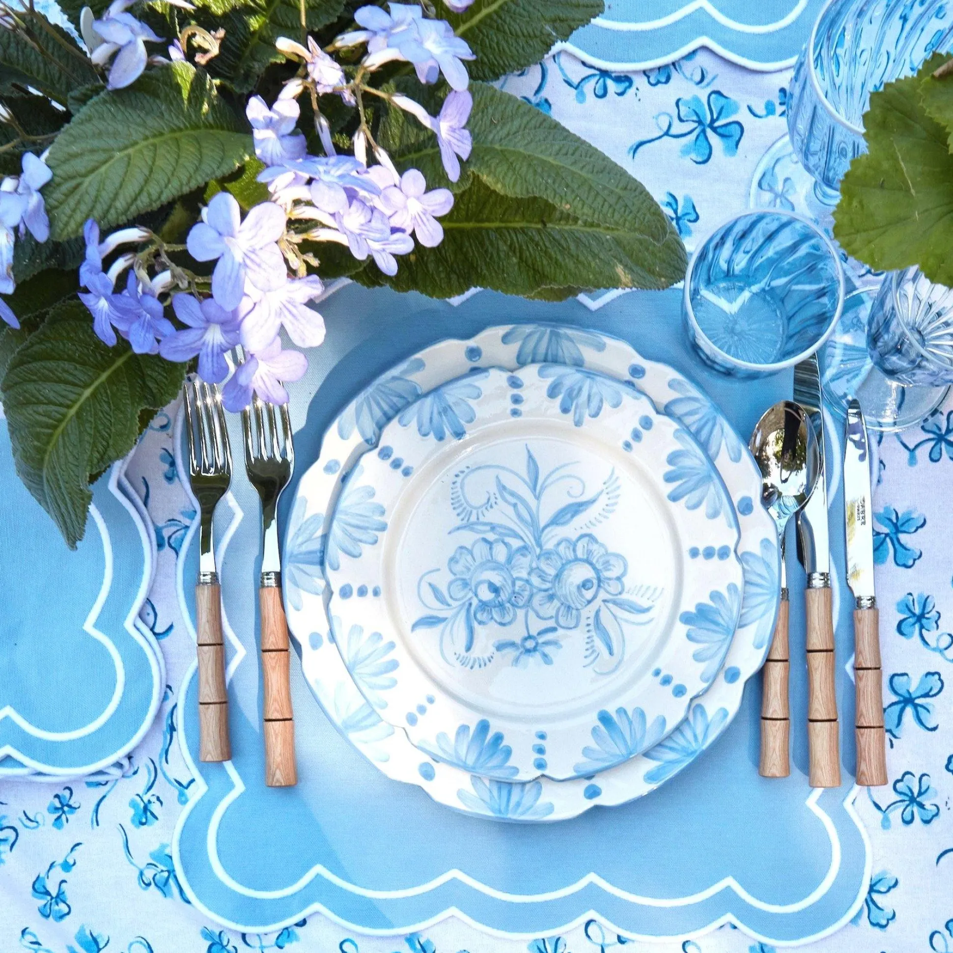 Seville Blue Gardenia Starter Plate