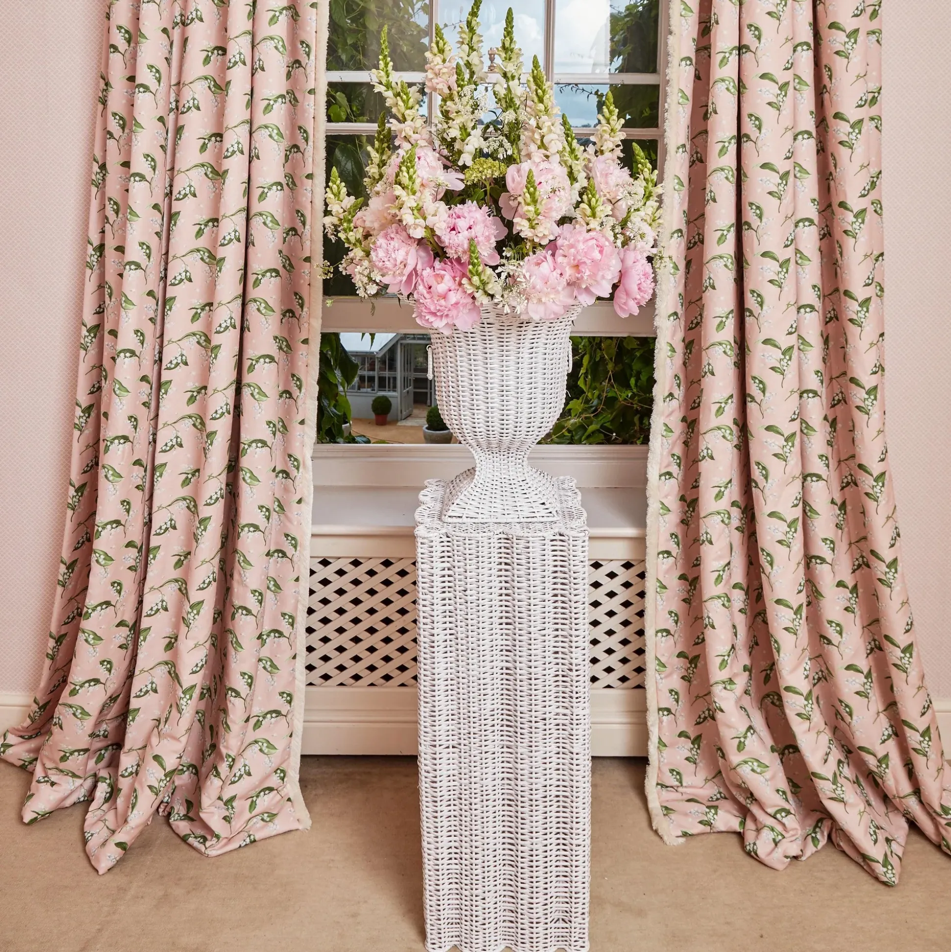 White Liliana Scalloped Rattan Pedestal And Urn