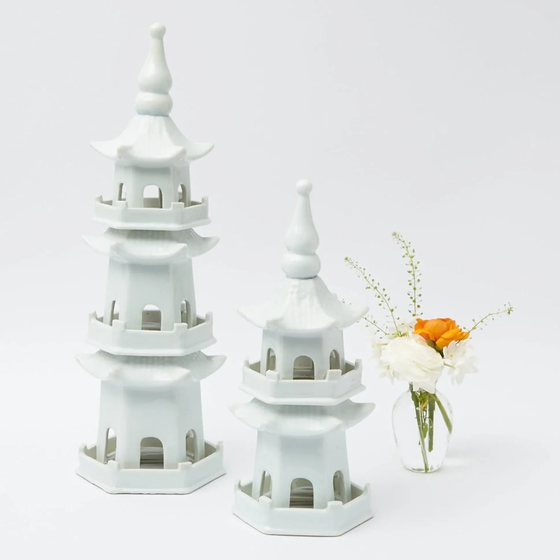 White Porcelain Pagoda Decoration Set