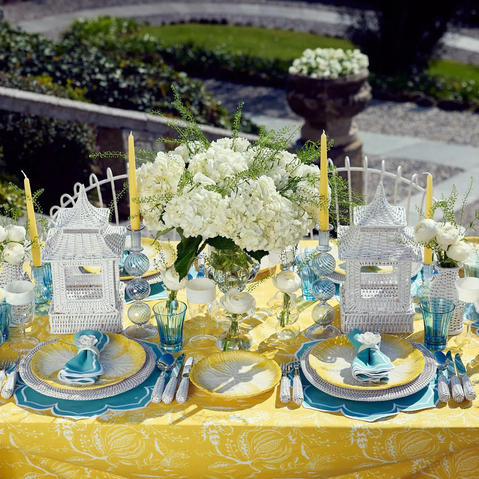 Yellow Capri Lettuce Dinner Plates (Set Of 4)